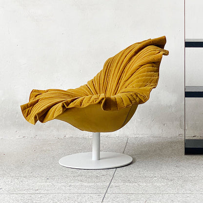 Bloom Swivel Chair