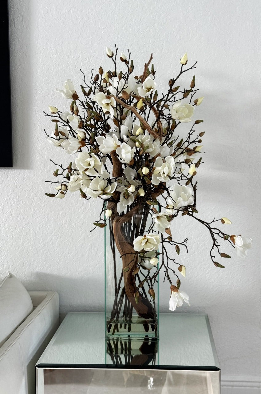 White Magnolias in 20″ Tall Casa Moderna