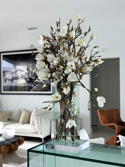 White Magnolias in 20″ Tall Casa Moderna