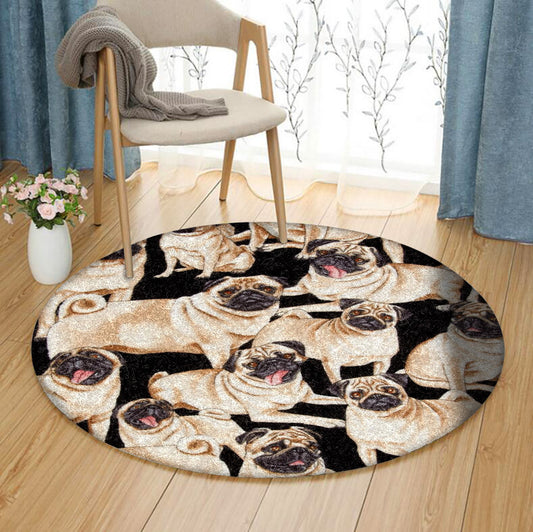 Pug HM170822TM Round Area Rug