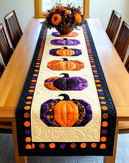 Pumpkin NTA281024294 Quilted Table Runner