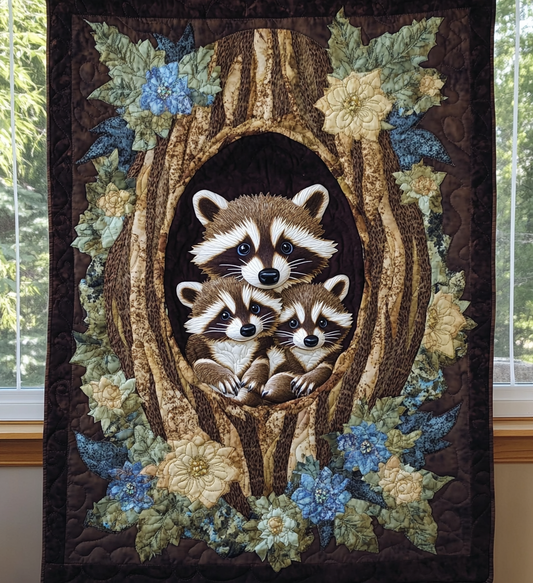 Raccoon Family Tree Quilted Blanket NCU0DV563