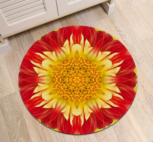 Red Daisy CL03100070MDC Round Area Rug