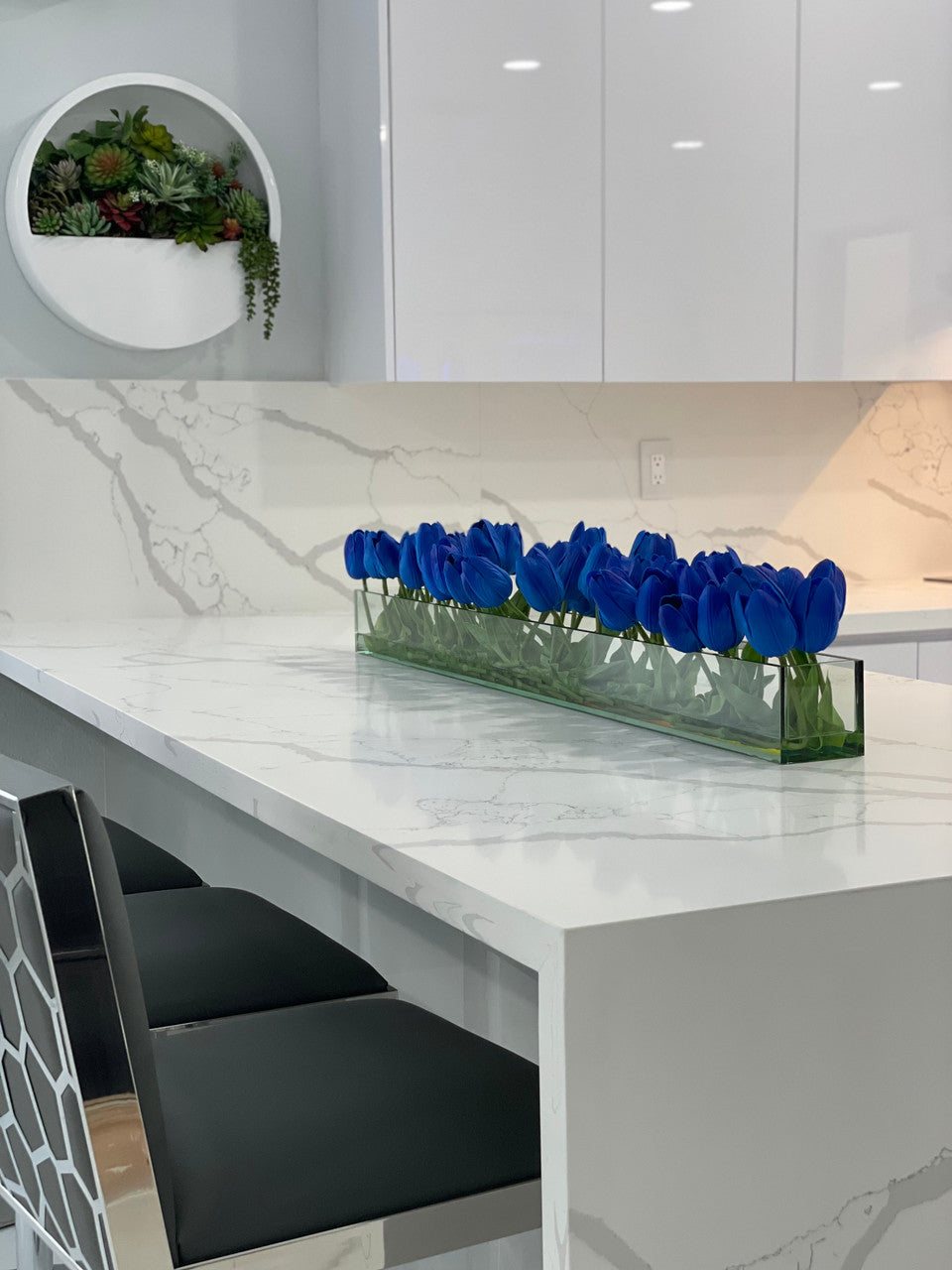 36″ Casa Moderna Glass Plate Planter with Blue Tulips