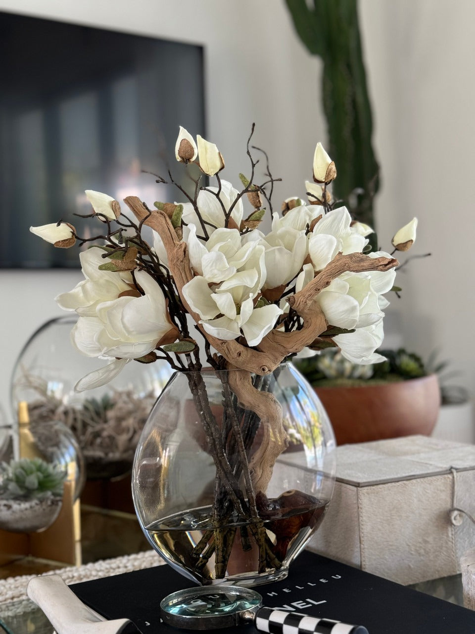 10″ Moon Vase With Magnolias