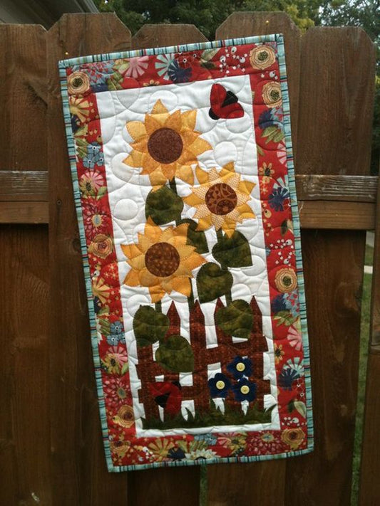 Sunflower CLA060123020 Quilted Table Runner