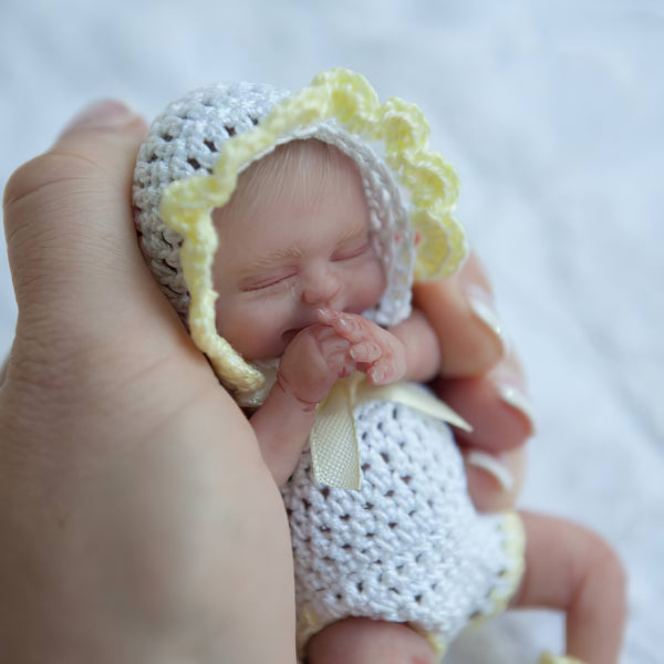 Miniature Doll Sleeping Full Body Silicone Reborn Baby Doll, 6 Inches Realistic Newborn Baby Boy or Girl Doll Named Aamina