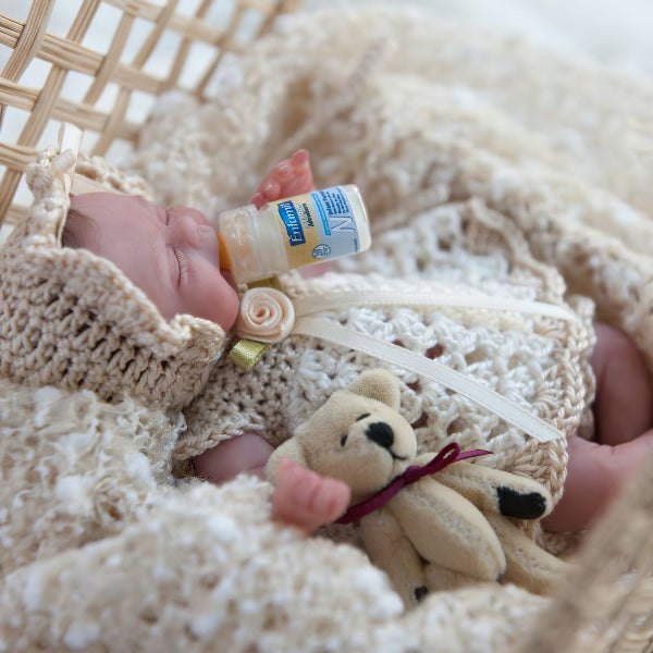 Miniature Doll Sleeping Full Body SiliconeReborn Baby Doll, 6 Inches Realistic Newborn Baby Boy or Girl Doll Named Bade