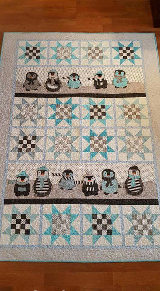 Penguin CLA060123003 Quilt Blanket