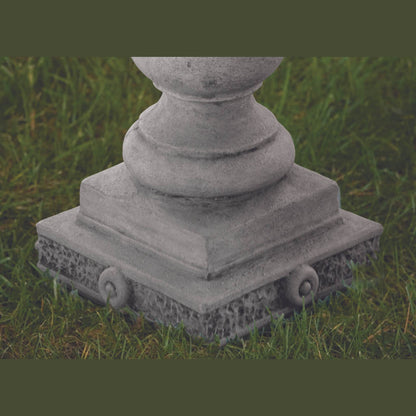 Regal Embossed 1-Piece Concrete Bird Bath