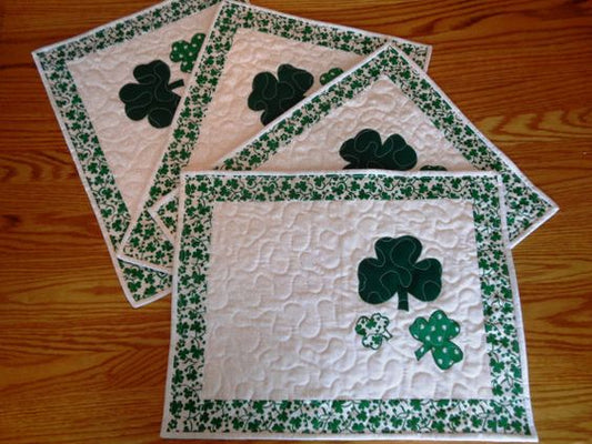 Shamrock CLA28122351 Quilted Placemats