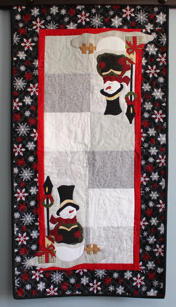 Snowman CLA130324192 Quilted Table Runner