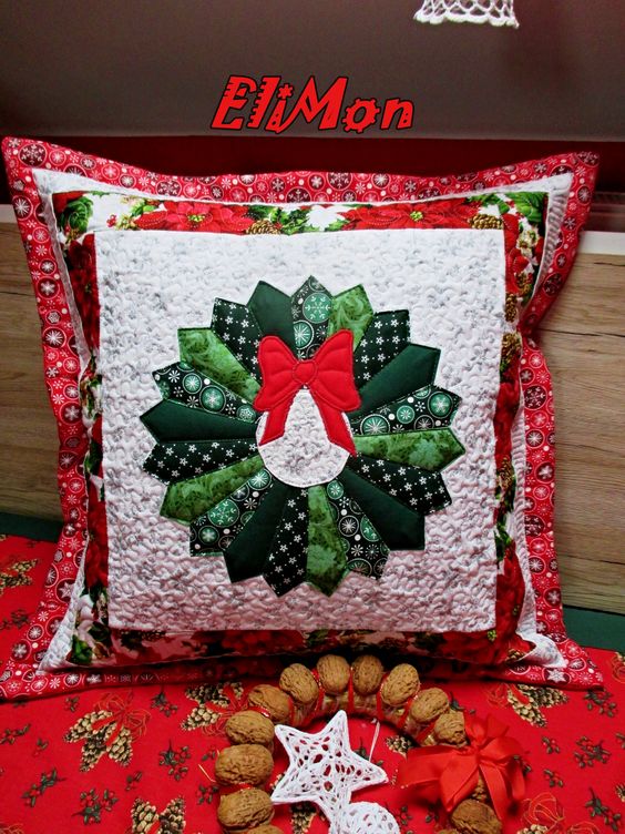 Christmas Wreath CLA080424131 Quilted Pillow Case