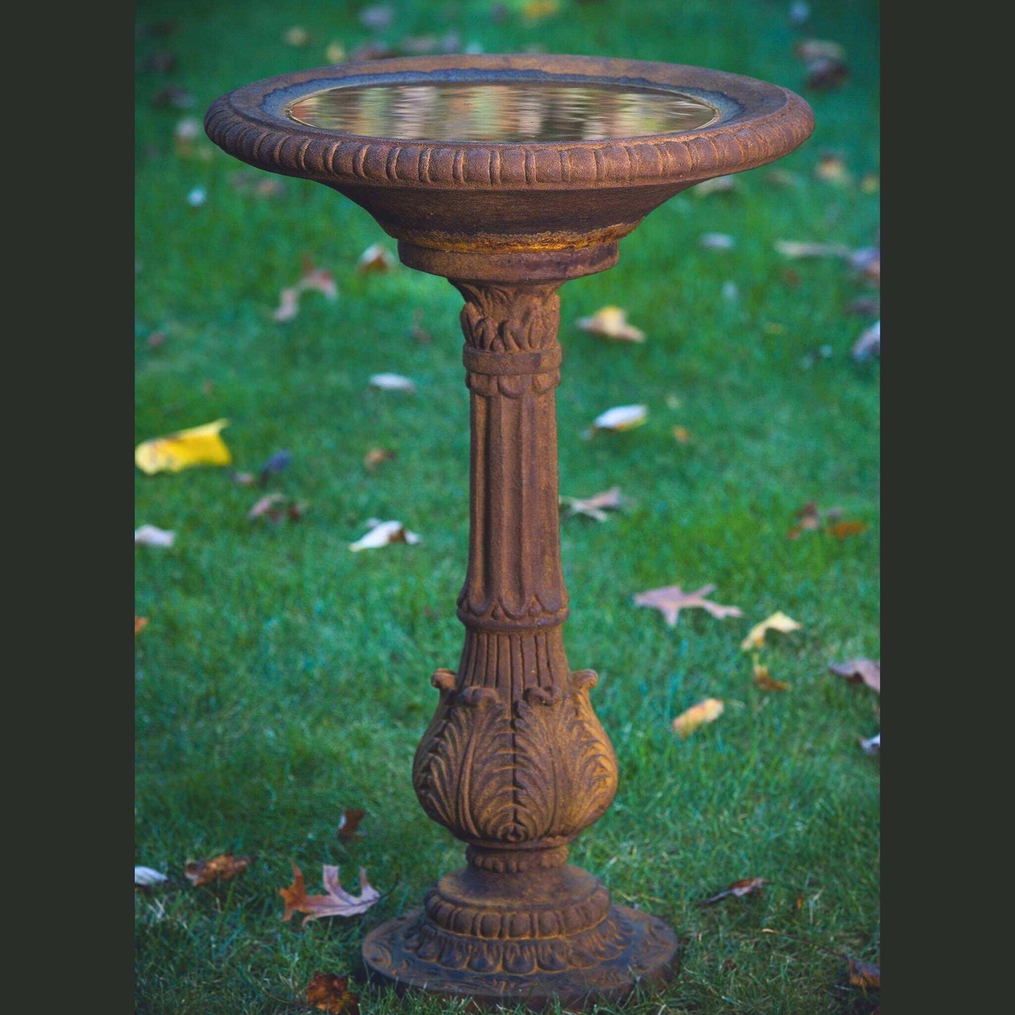 Victorian Fern Leaf 1-Piece Concrete Bird Bath