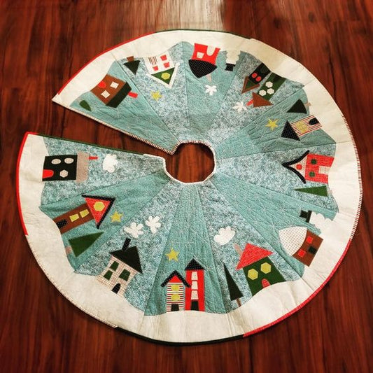 Houses CLA17112326 Quilted Tree Skirt