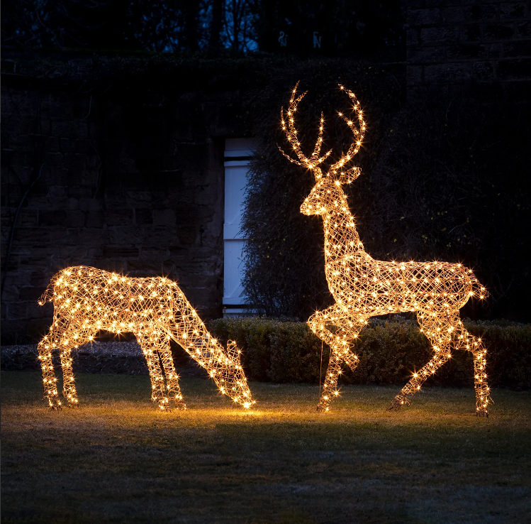 1m Studley Rattan Doe Light Up Reindeer 24v