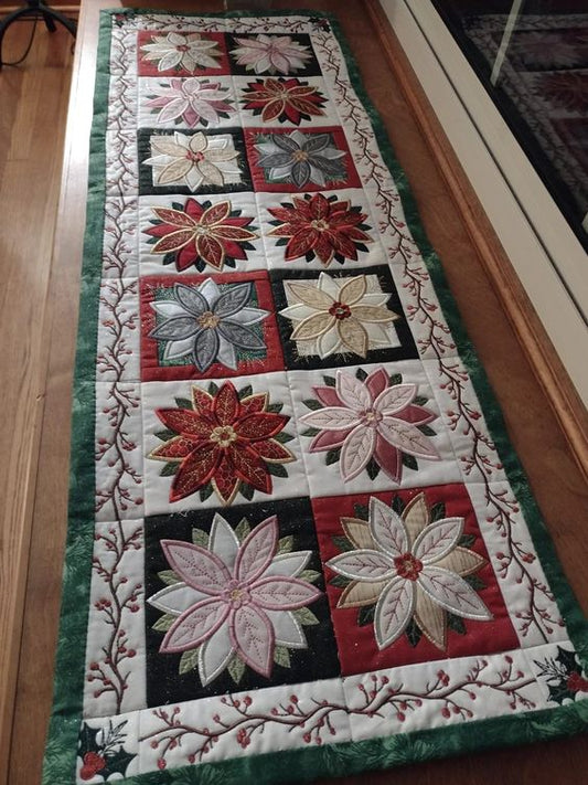 Poinsettia CLA130324129 Quilted Table Runner