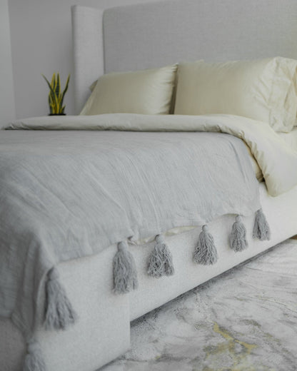 Chloe Organic Cotton Tassel Bed Throw Blanket