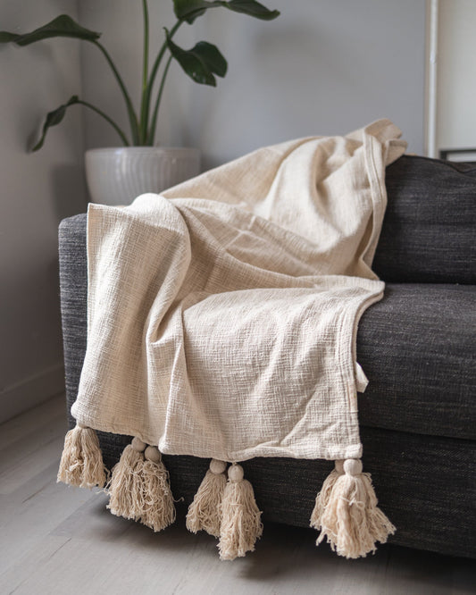 Chloe Organic Cotton Tassel Bed Throw Blanket