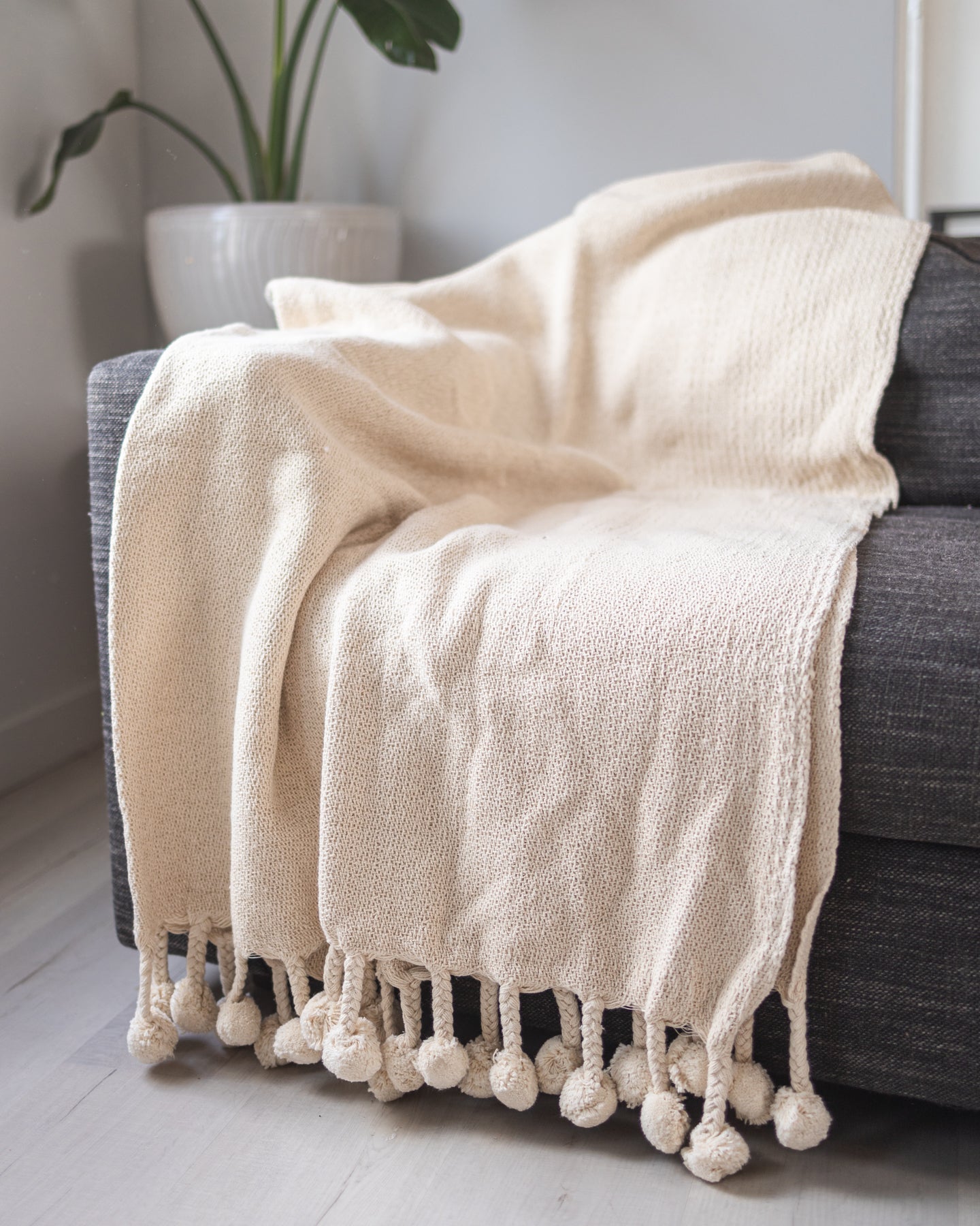 Claire Organic Cotton Pom Pom Bed Throw Blanket