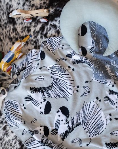 Colt Organic Cotton Zebra Baby and Kids Throw Blanket