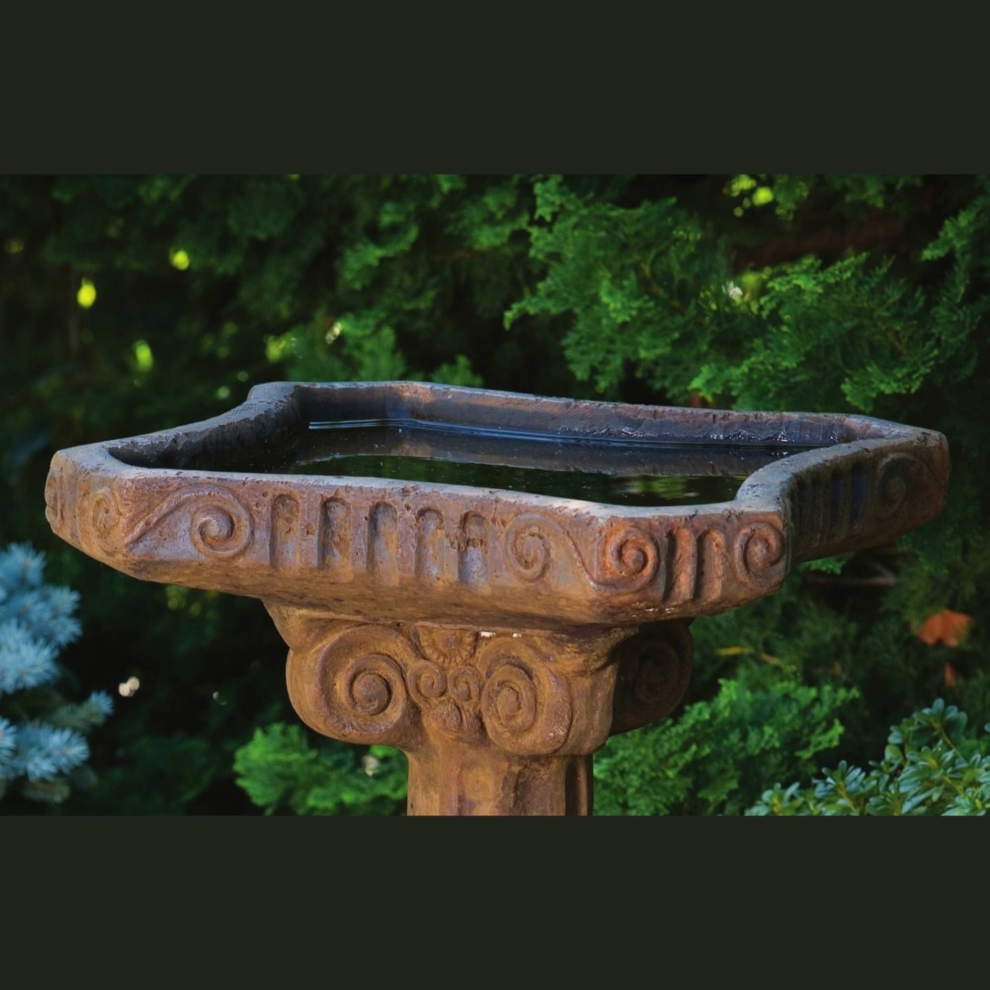 Fluted 1-Piece Concrete Bird Bath