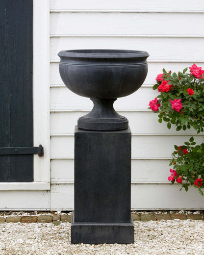 Plantation Urn Garden Planter