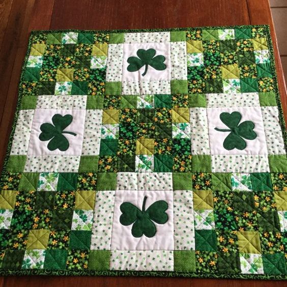 Shamrock St Patrick's Day CLA28122359 Quilt Blanket