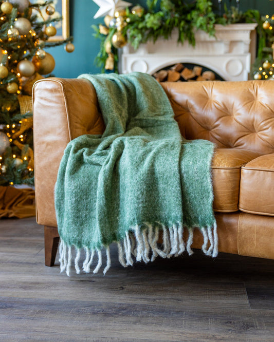 Gal Organic Brushed Wool Throw Blanket with Tassels