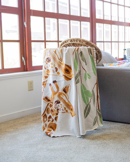 Gavin Organic Cotton Giraffe Baby and Kids Throw Blanket