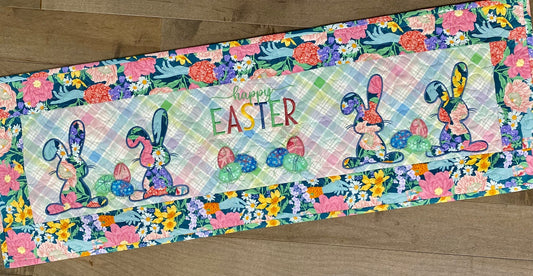 Easter Bunny CLA140324128 Quilted Table Runner