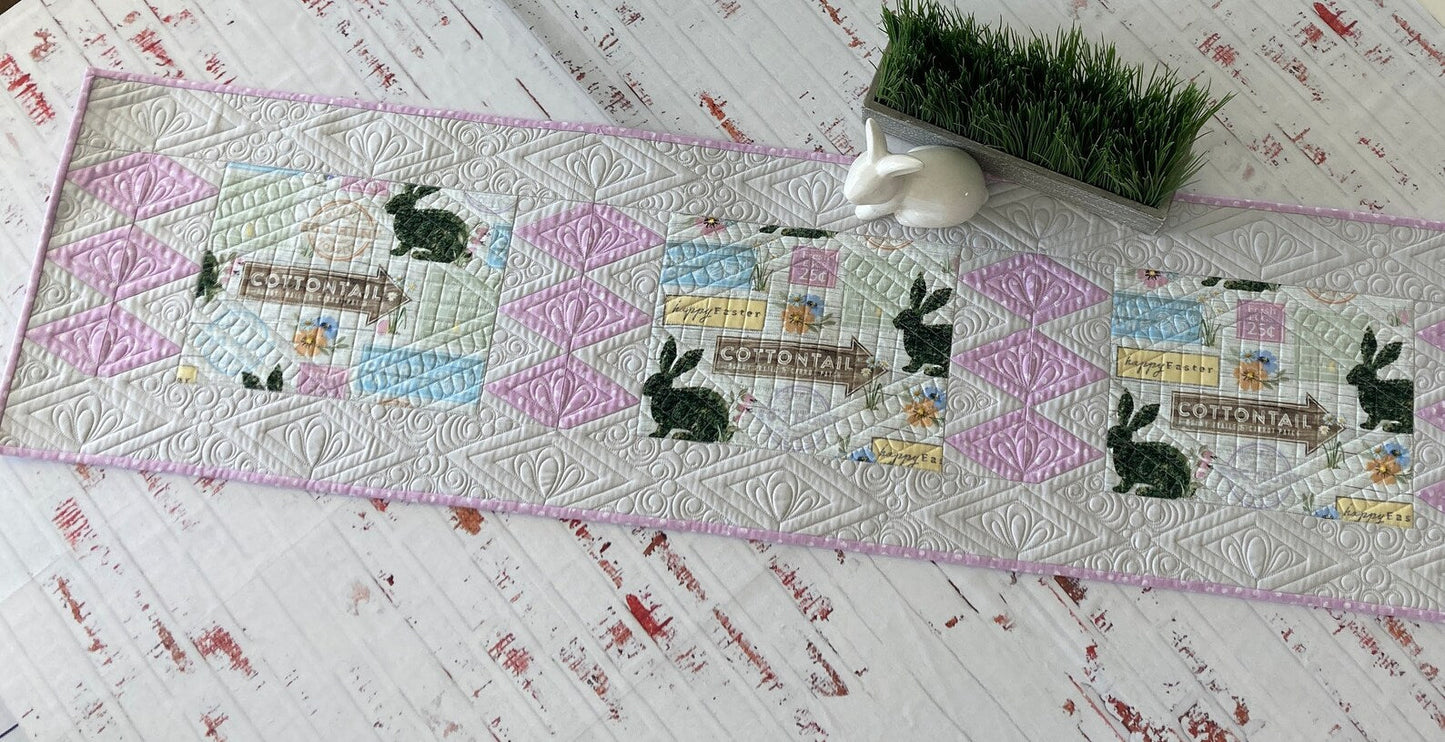 Bunny CLA140324164 Quilted Table Runner