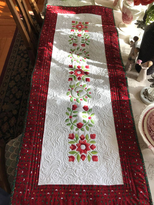 Christmas CLDY180624032 Quilted Table Runner