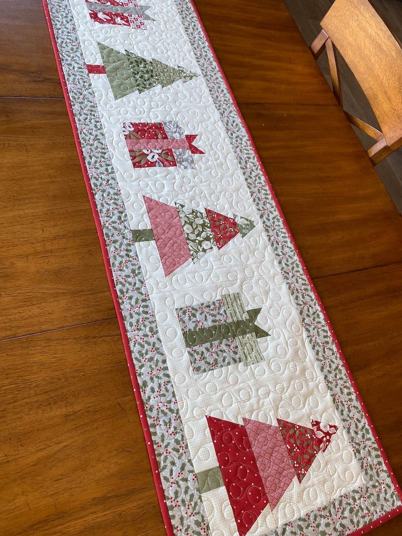 Christmas Tree CLDY040724163 Quilted Table Runner