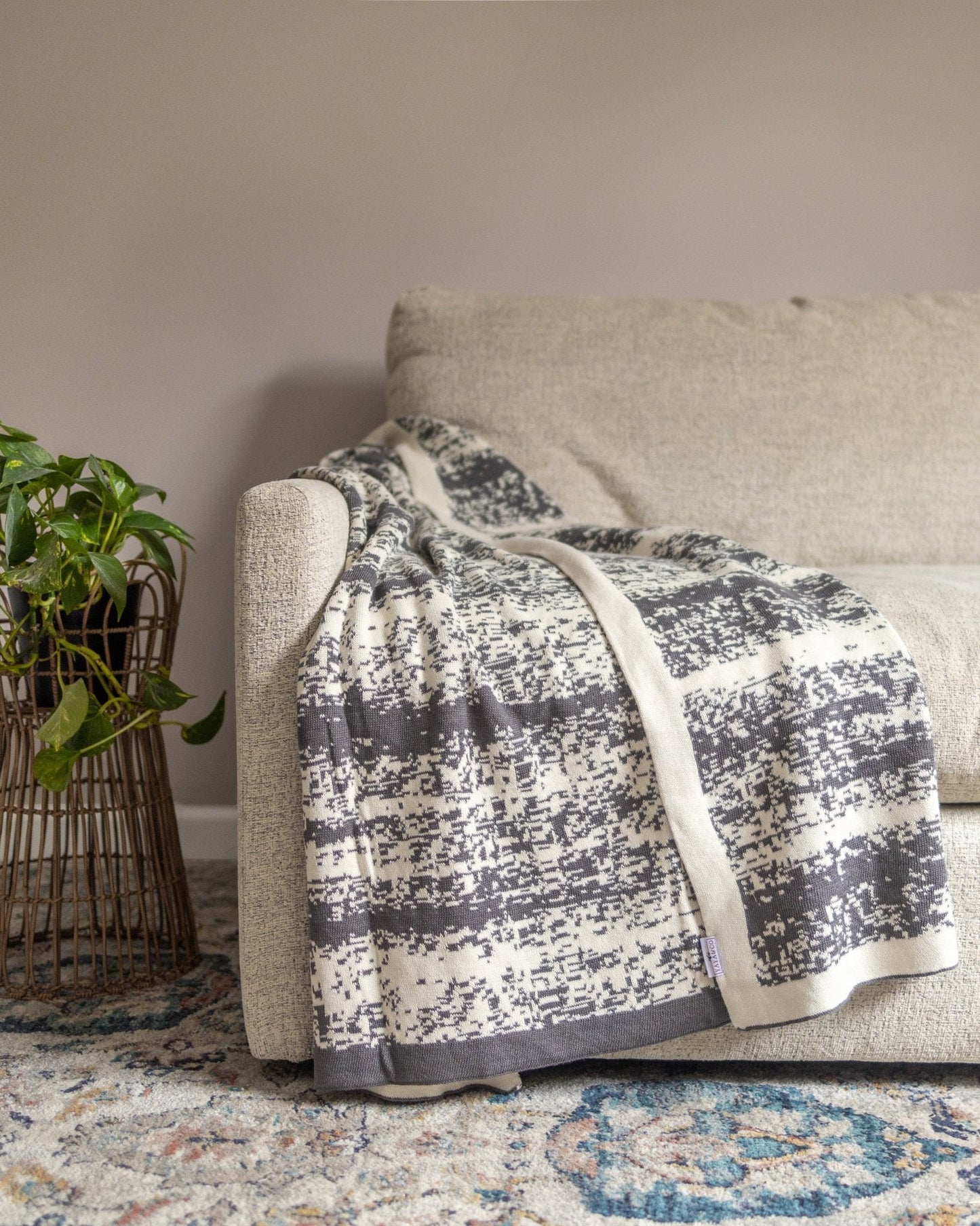 Landry Organic Cotton and Linen Throw Blanket