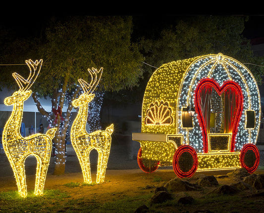 LED Lighted Outdoor Reindeer and Sleigh for Sale